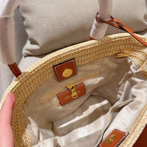 Miu Miu Straw Basket Handbag Mini 15x18cm - Picture 3 of 9